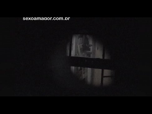 ❤️ Lourinho é secretamente filmado por um voyeur de bairro escondido atrás de tijolos ocos Porno vídeo em nós pt-br.pornpics-de.ru ❌️❤